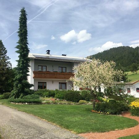 Sonnwiesen Straße 1/85 Ferndorf Exterior foto
