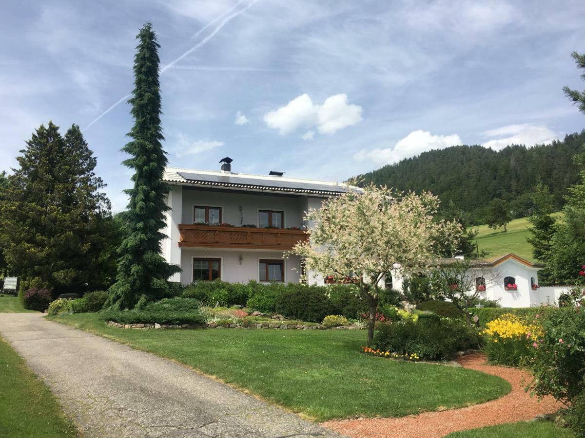 Sonnwiesen Straße 1/85 Ferndorf Exterior foto